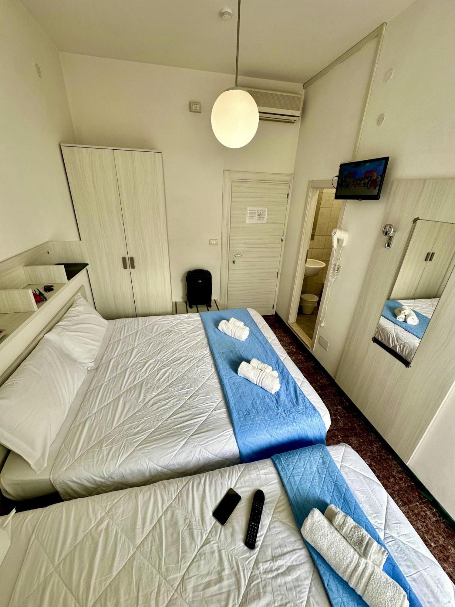 Hotel Napoleon Riccione Esterno foto