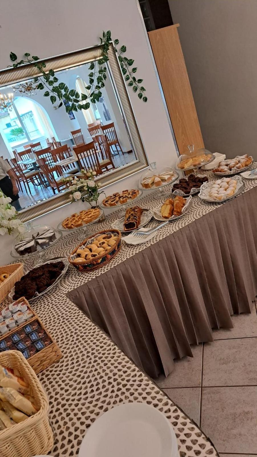 Hotel Napoleon Riccione Esterno foto
